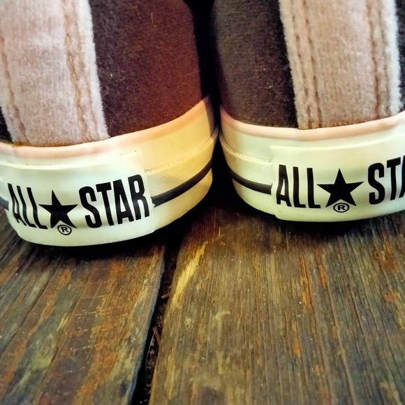Converse All-Stars Velvety Brown Sz 6 Preowned - Picture 11 of 13